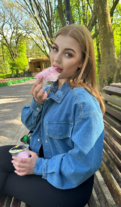 Yourmissalexis