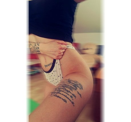 Naakte gelekte OnlyFans-foto van Alittlebitpsycho98