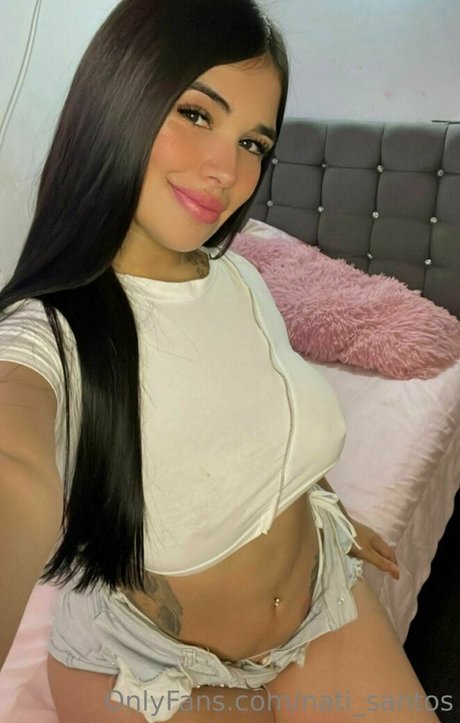 Naakte gelekte OnlyFans-foto van Natisantosfree