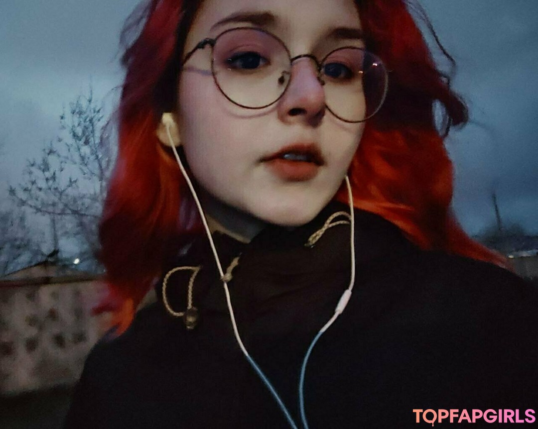 Naakte gelekte OnlyFans-foto van Skarleeet #1 Naakte gelekte OnlyFans-foto van Skarleeet #1