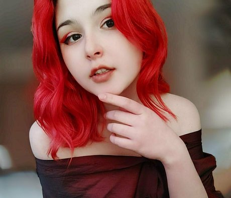 Naakte gelekte OnlyFans-foto van Skarleeet
