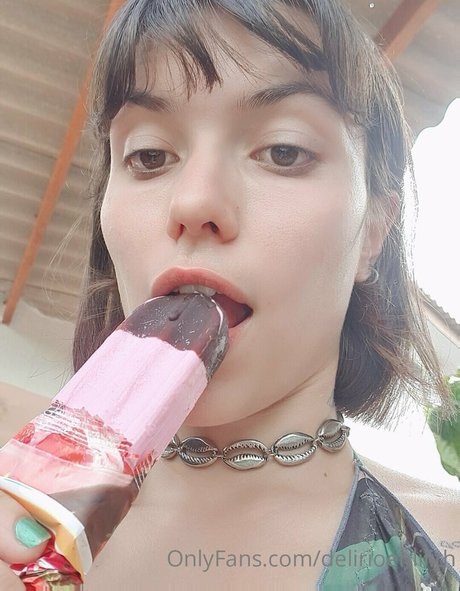 Naakte gelekte OnlyFans-foto van Delirioenlilith