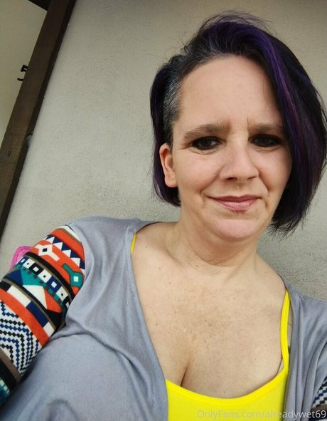 Naakte gelekte OnlyFans-foto van Alreadywet69