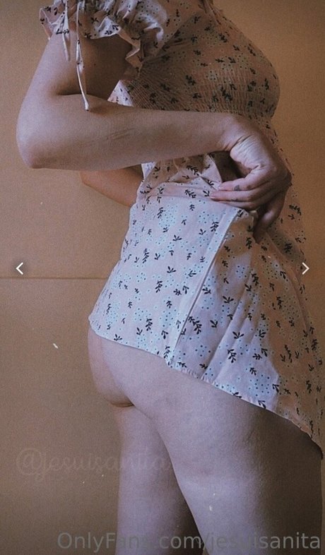 Naakte gelekte OnlyFans-foto van Space Bunny