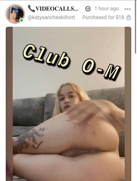 Naakte gelekte OnlyFans-foto van Katysancheskii