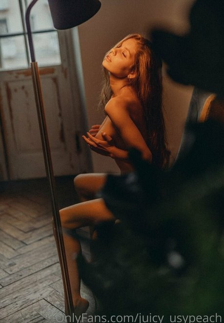 Naakte gelekte OnlyFans-foto van Juicyusypeach