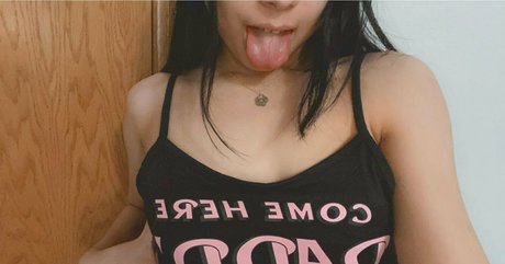 Naakte gelekte OnlyFans-foto van Bratttyelle