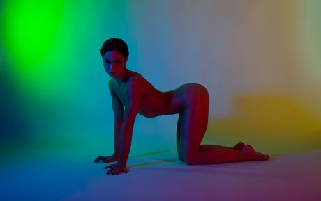 Naakte gelekte OnlyFans-foto van Emily England