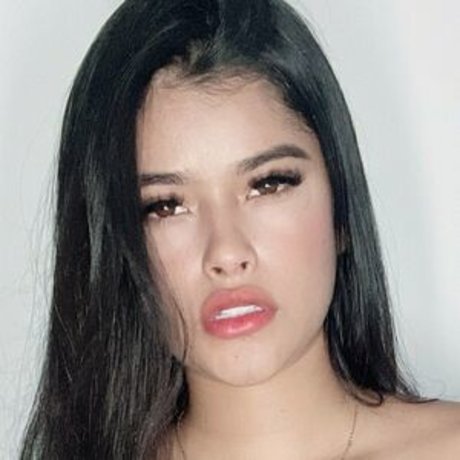 Naakte gelekte OnlyFans-foto van Jane Aguilera