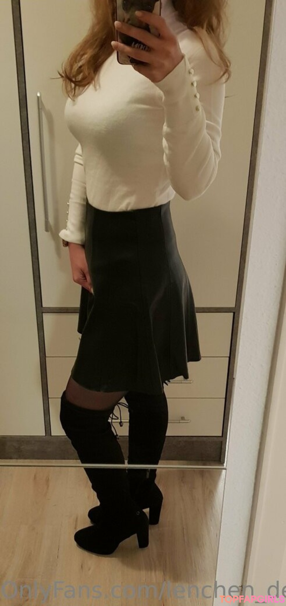 Naakte gelekte OnlyFans-foto van Einfachlenchen #12 Naakte gelekte OnlyFans-foto van Einfachlenchen #12