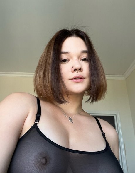 Naakte gelekte OnlyFans-foto van Kate Koss