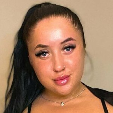 Naakte gelekte OnlyFans-foto van Abbymae