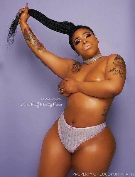 Naakte gelekte OnlyFans-foto van Phattgirlcoco