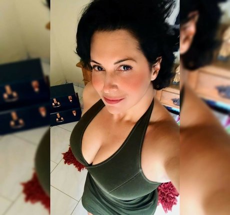 Naakte gelekte OnlyFans-foto van Ileuza Elias