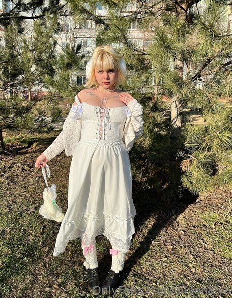 Naakte gelekte OnlyFans-foto van Aliyahalya