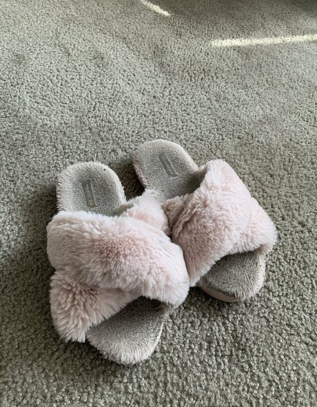Naakte gelekte OnlyFans-foto van Bratprincessava