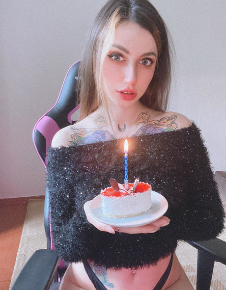 Naakte gelekte OnlyFans-foto van Amisakurami