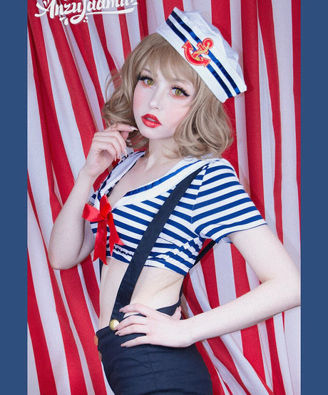 Naakte gelekte OnlyFans-foto van Anzujaamu