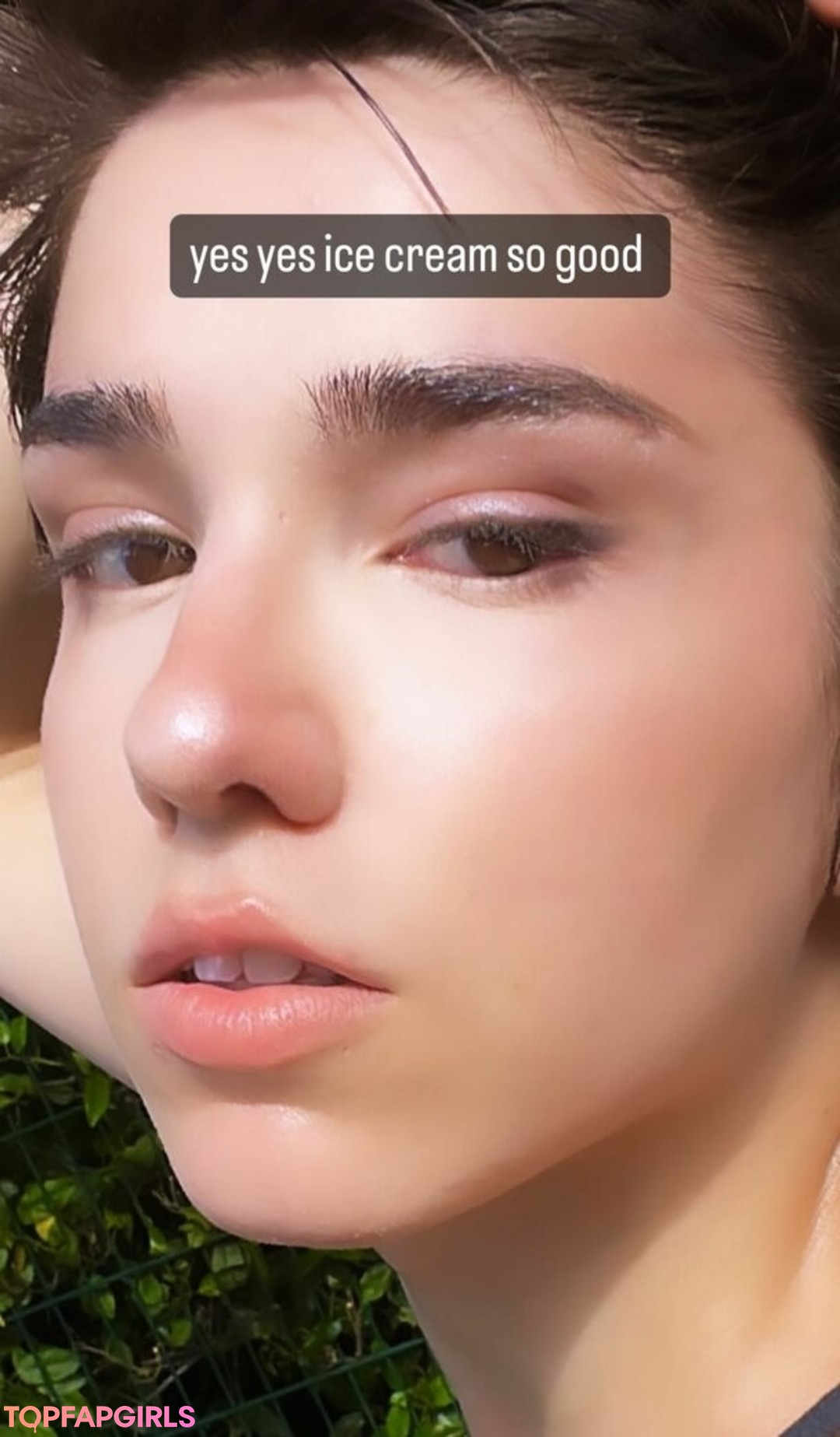 Naakte gelekte OnlyFans-foto van Arielle Maxine #100 Naakte gelekte OnlyFans-foto van Arielle Maxine #100