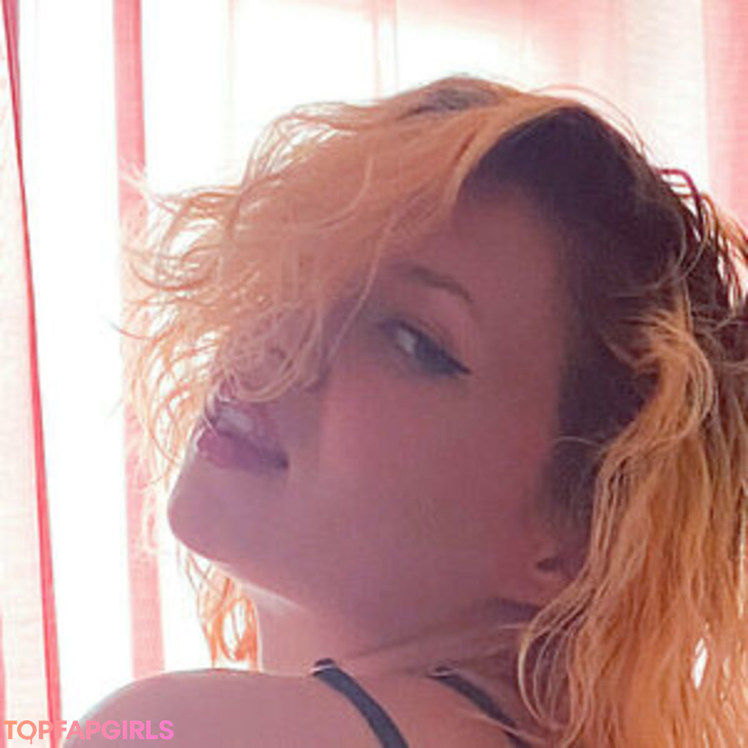 Naakte gelekte OnlyFans-foto van Marilynwhoo #217 Naakte gelekte OnlyFans-foto van Marilynwhoo #217