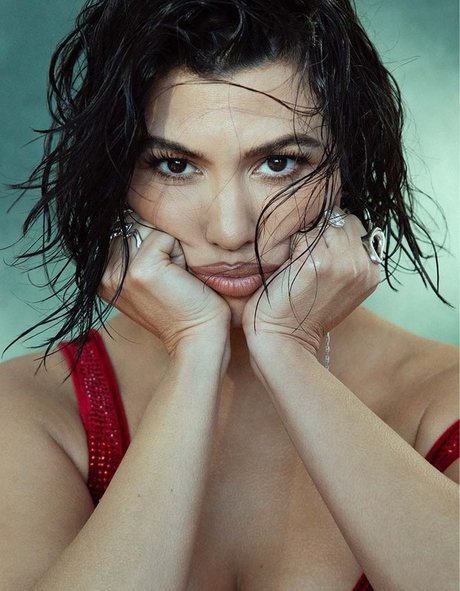 Naakte gelekte OnlyFans-foto van Kourtney Kardashian