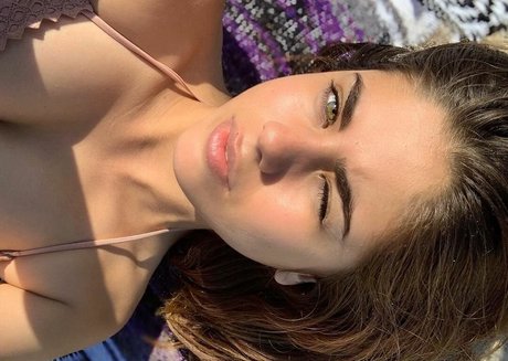 Naakte gelekte OnlyFans-foto van Melissa Leal