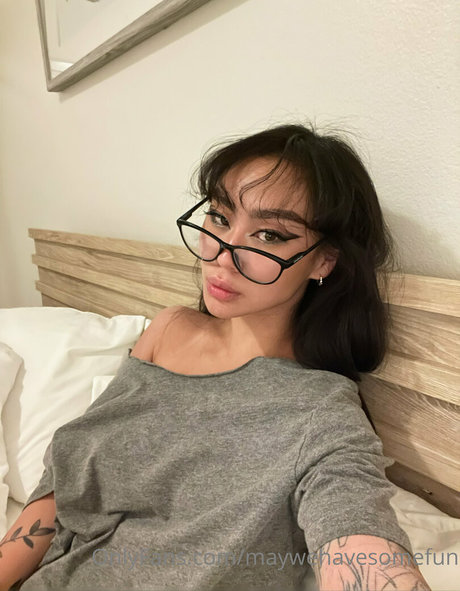 Naakte gelekte OnlyFans-foto van Maywehavesomefun