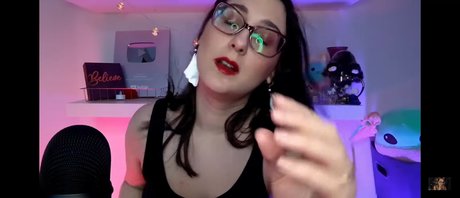 Asmr Alysaa