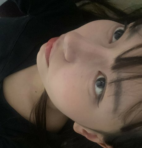Naakte gelekte OnlyFans-foto van Sizaasmr