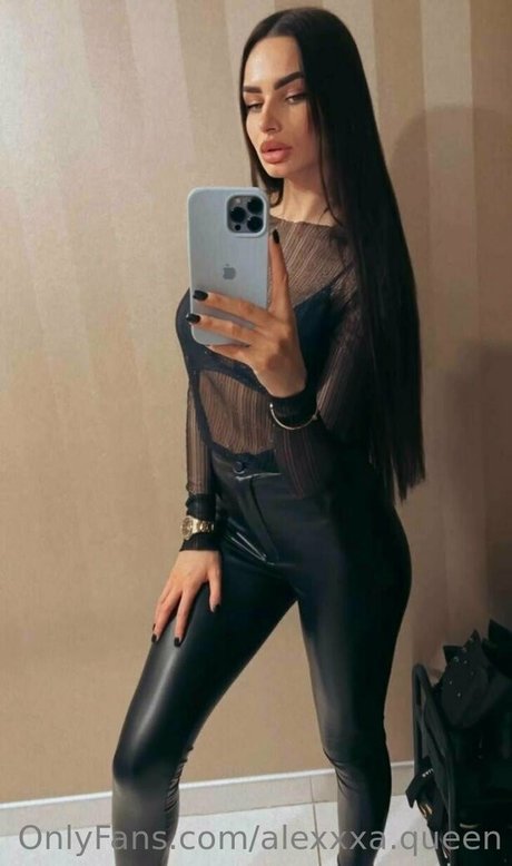 Naakte gelekte OnlyFans-foto van Alexxxaqueen