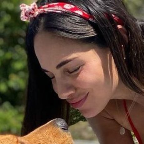 Naakte gelekte OnlyFans-foto van Valerie Dominguez