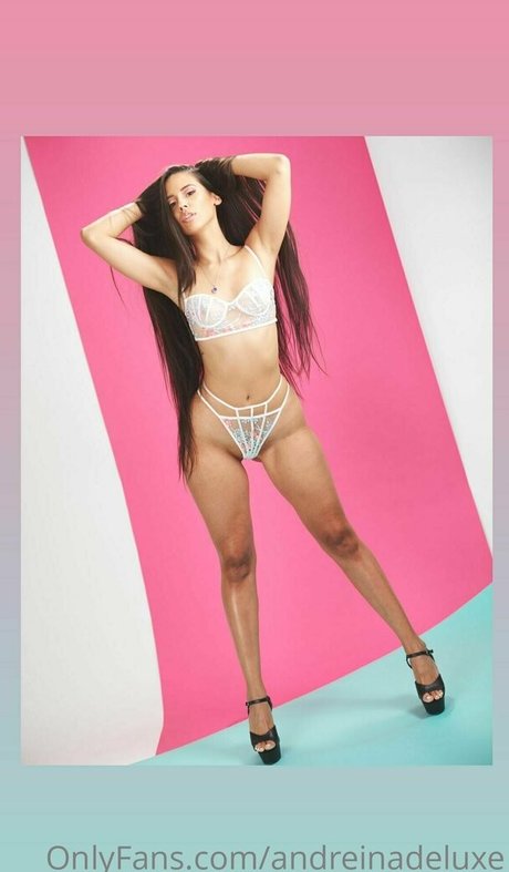 Naakte gelekte OnlyFans-foto van Queenkano