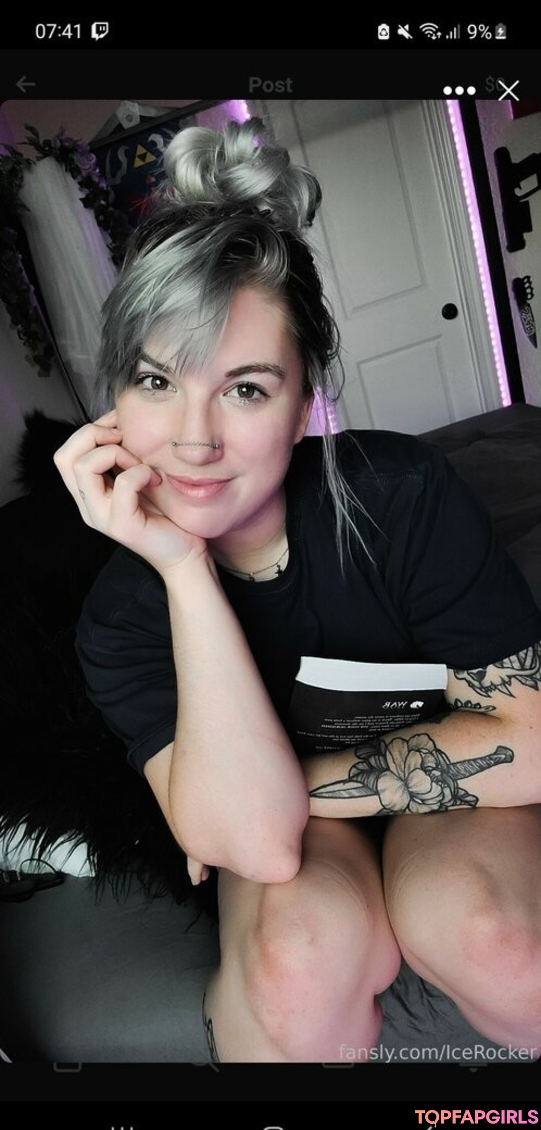 Naakte gelekte OnlyFans-foto van Icerocker #84 Naakte gelekte OnlyFans-foto van Icerocker #84