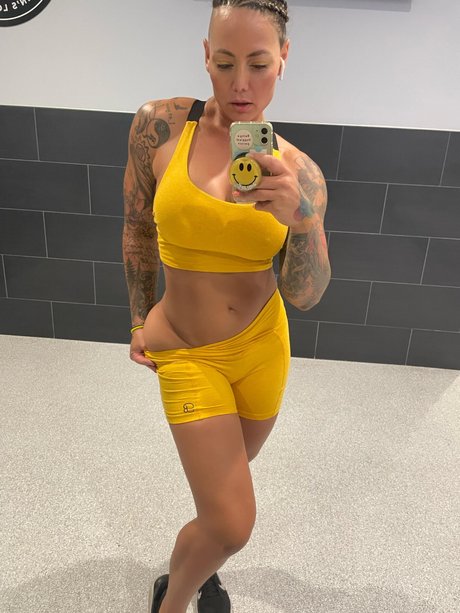 Miss Lindsay Q
