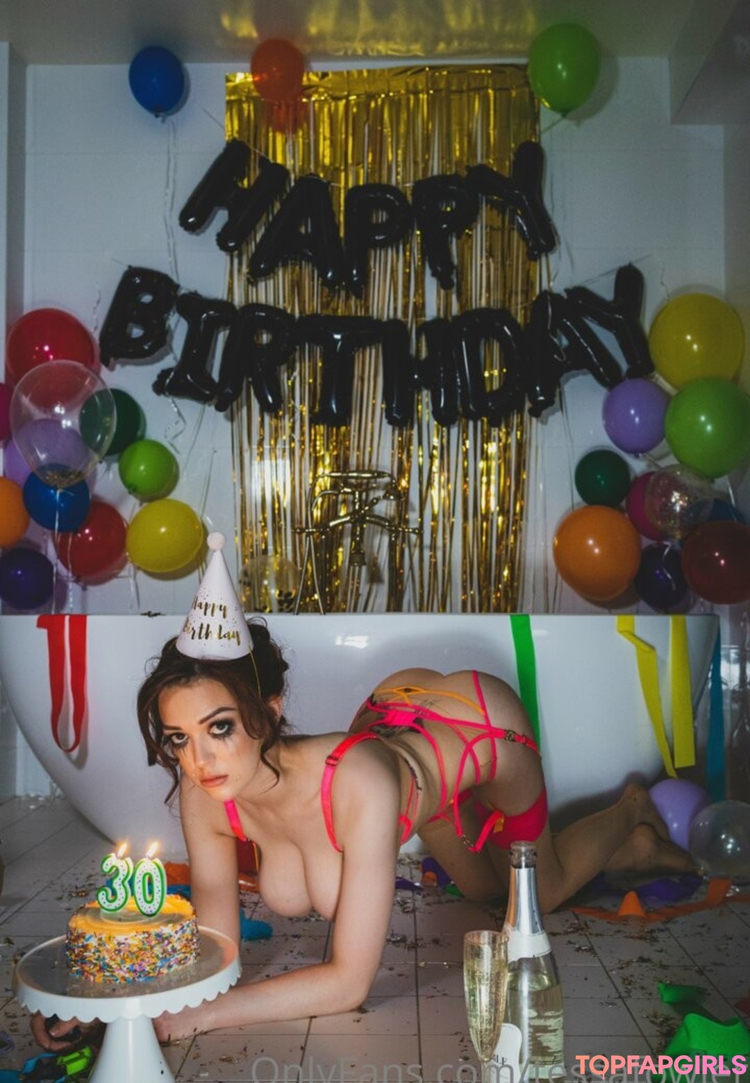 Naakte gelekte OnlyFans-foto van Tessa Fowler #1049