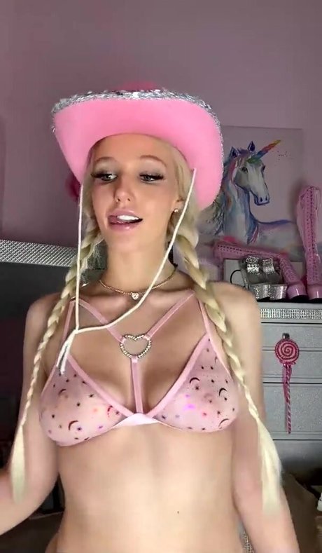 Naakte gelekte OnlyFans-foto van Linsey99
