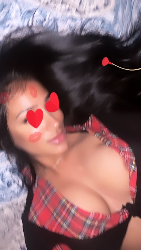 Naakte gelekte OnlyFans-foto van Caramelcandyxxx