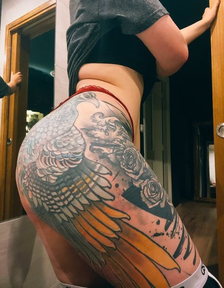 Naakte gelekte OnlyFans-foto van Madalicelidell