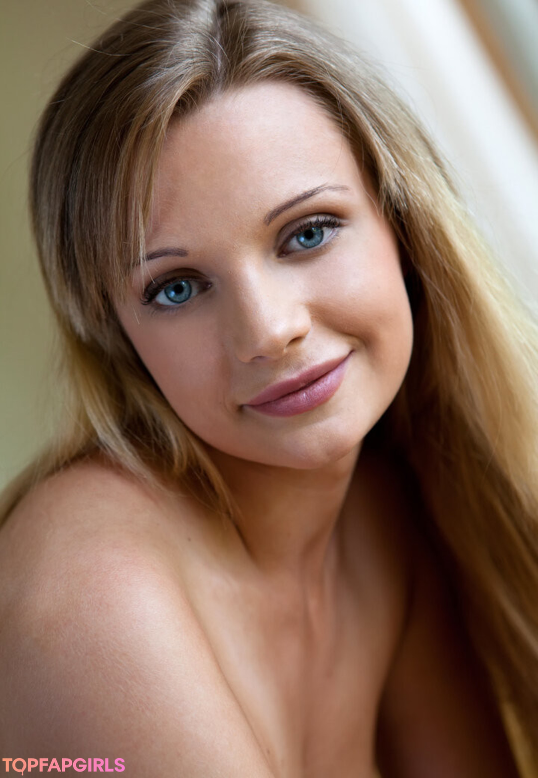Naakte gelekte OnlyFans-foto van Showybeauty #1614