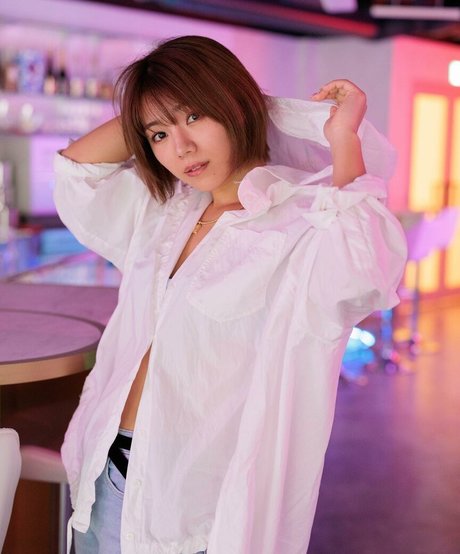 Naakte gelekte OnlyFans-foto van Narumi Ohkawa
