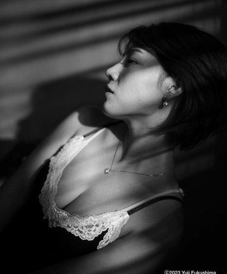 Naakte gelekte OnlyFans-foto van Narumi Ohkawa