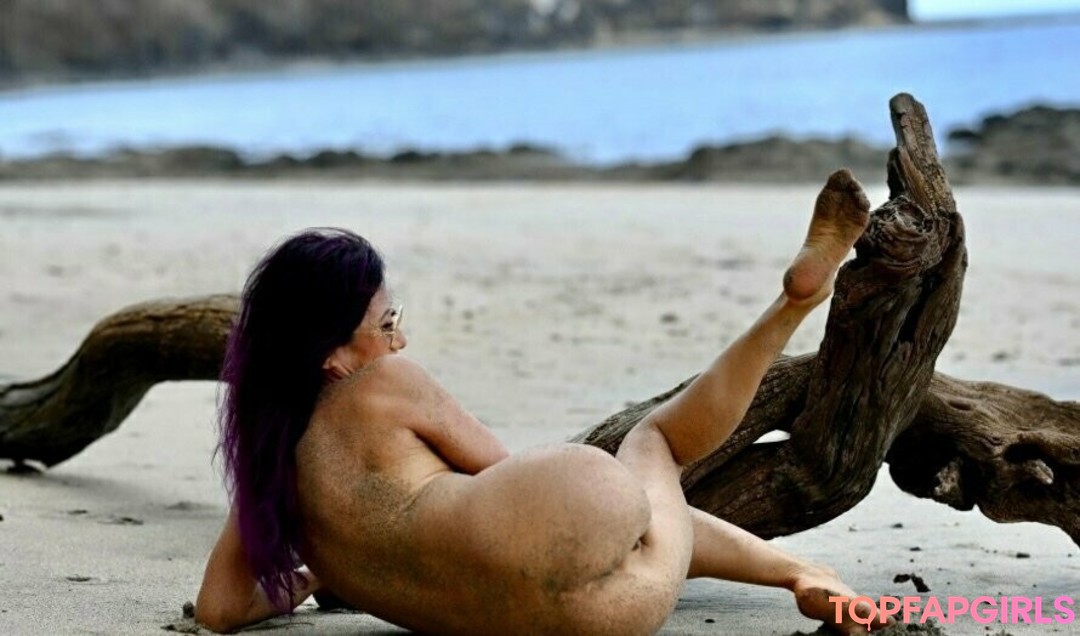 Naakte gelekte OnlyFans-foto van Cocoscorpio #125 Naakte gelekte OnlyFans-foto van Cocoscorpio #125