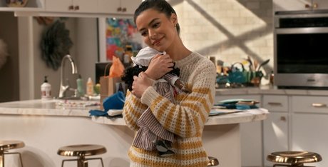 Naakte gelekte OnlyFans-foto van Miranda Cosgrove