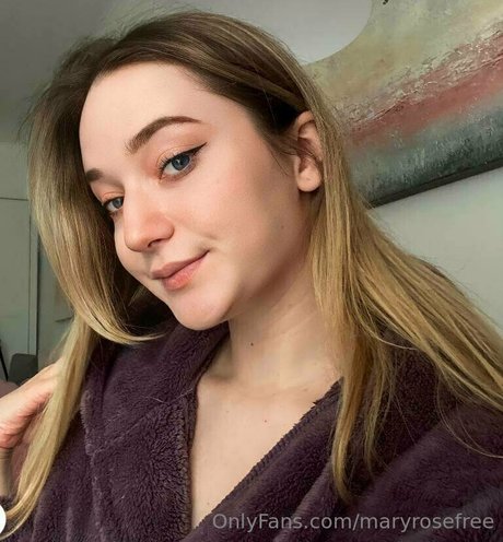 Naakte gelekte OnlyFans-foto van Maryrosefree