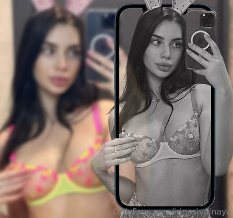 Naakte gelekte OnlyFans-foto van Irinasivalnaya