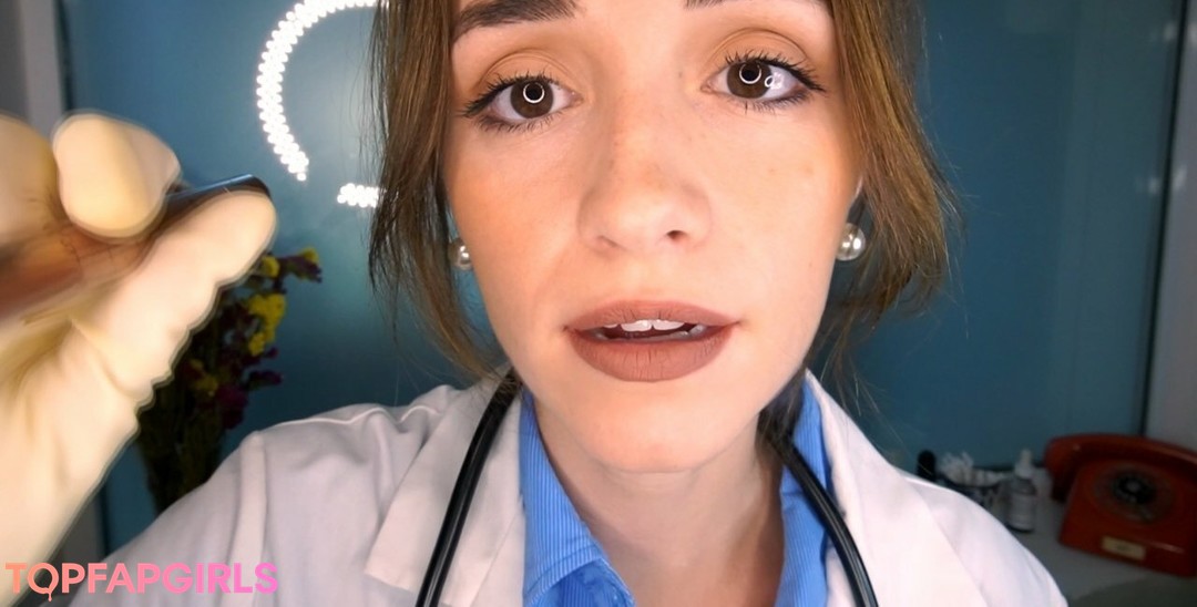 Naakte gelekte OnlyFans-foto van Sarah Lavender #5 Naakte gelekte OnlyFans-foto van Sarah Lavender #5