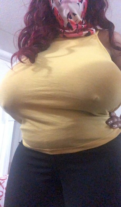 Naakte gelekte OnlyFans-foto van Bigtatty