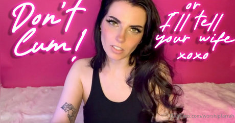 Naakte gelekte OnlyFans-foto van Worshipfarrah