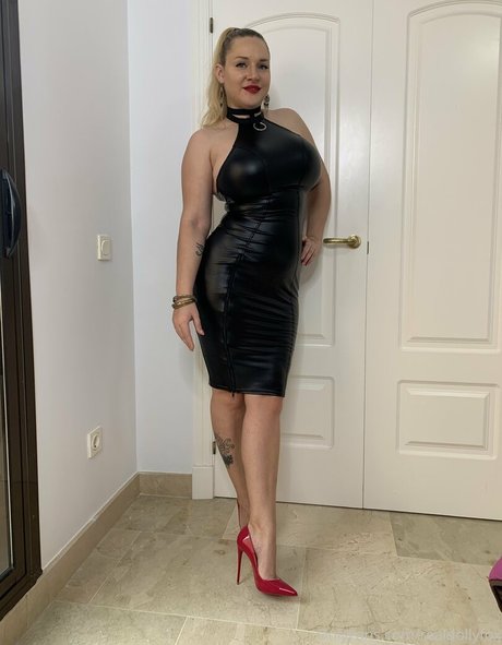 Dollyfoxvip