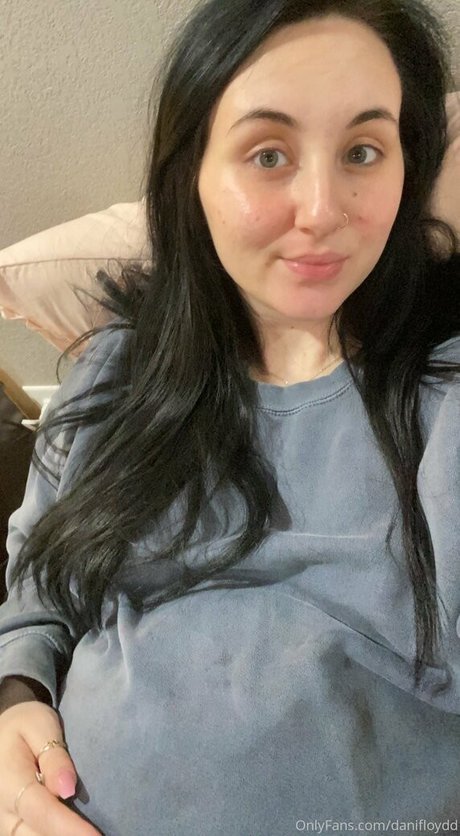 Naakte gelekte OnlyFans-foto van Ilovedanidarko